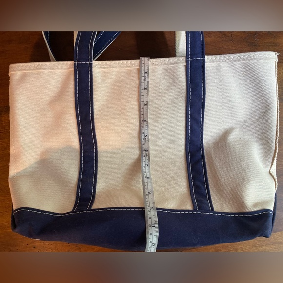 L.L. Bean Boat and Tote Cream and Navy top zip Tote Bag - Picture 6 of 7